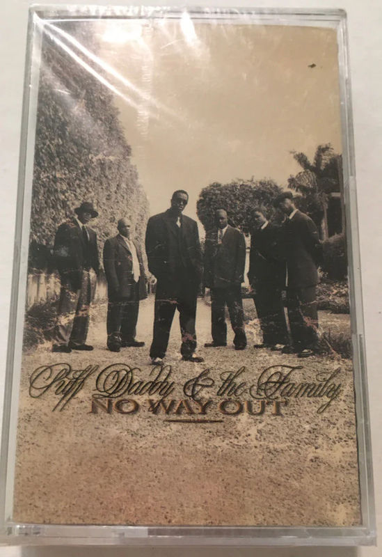 Puff Daddy & The Family - No Way Out (Cassette) (VG+, VG+)